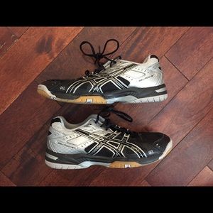 ASICS gel rocket volleyball shoes size 8.5